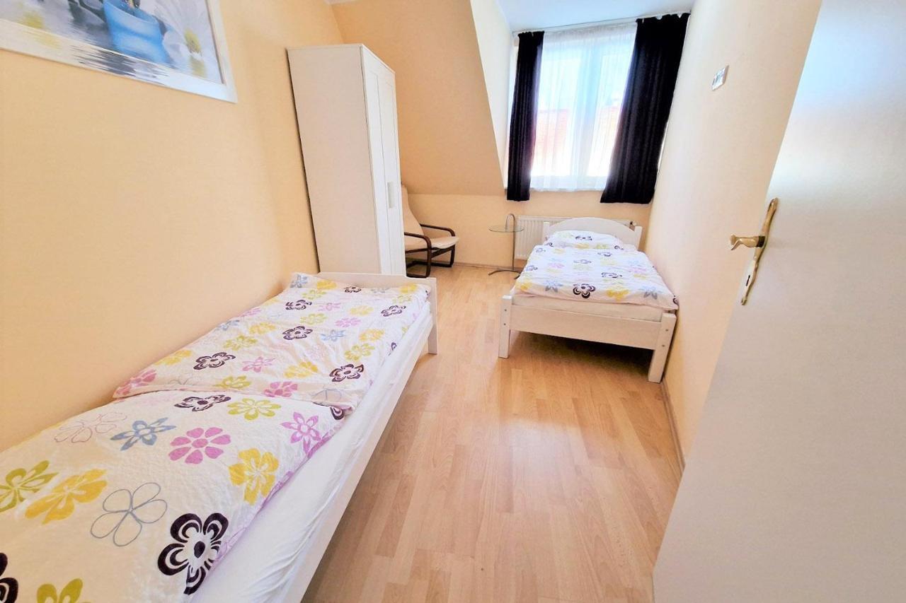 קלן Cozy Apartments In Muelheim מראה חיצוני תמונה