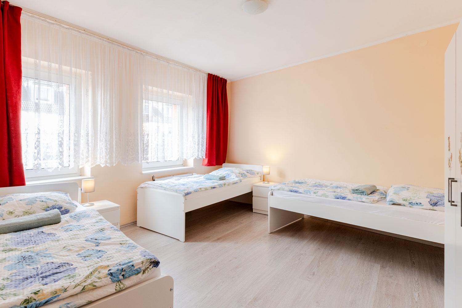 קלן Cozy Apartments In Muelheim מראה חיצוני תמונה